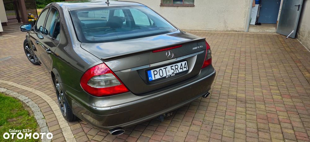 Mercedes-Benz Klasa E - 2
