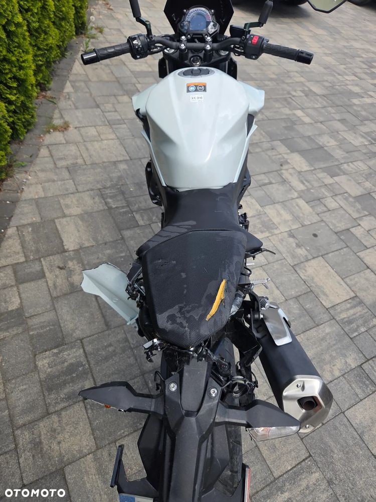 Kawasaki Z - 5