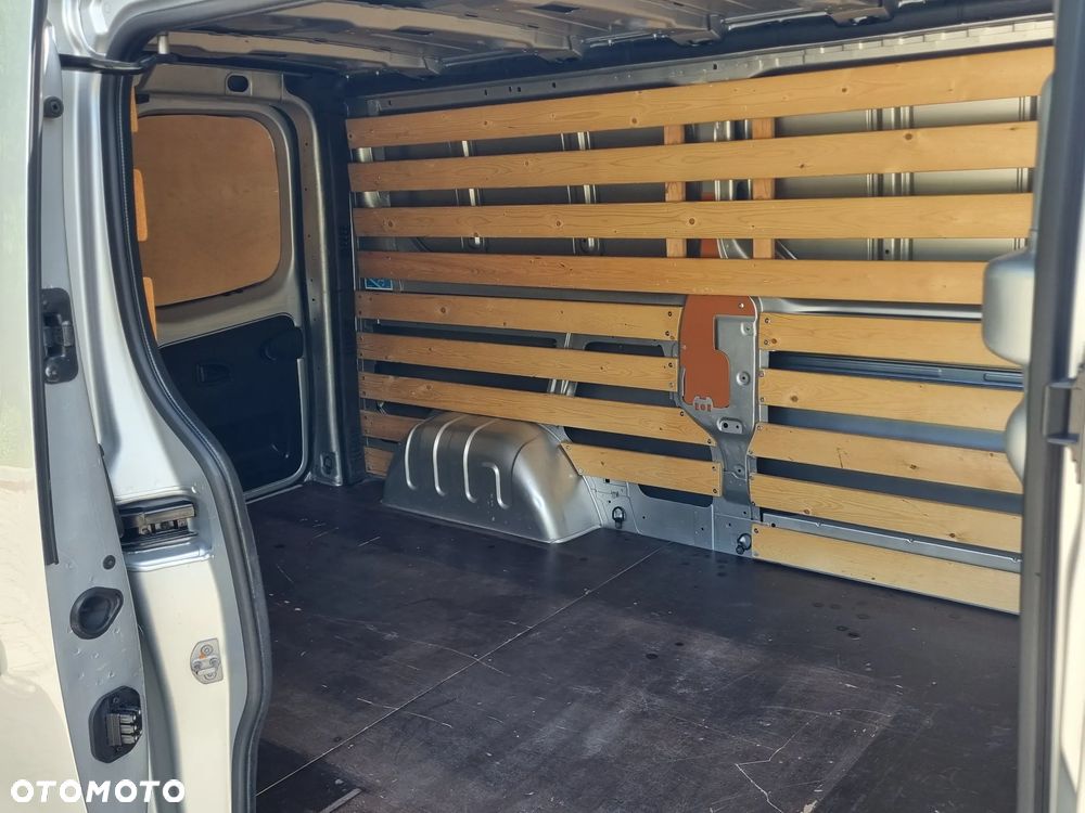 Renault Trafic - 17