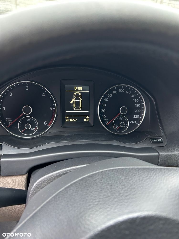 Volkswagen Golf Plus 1.6 TDI BlueMot Comfortline DSG - 11