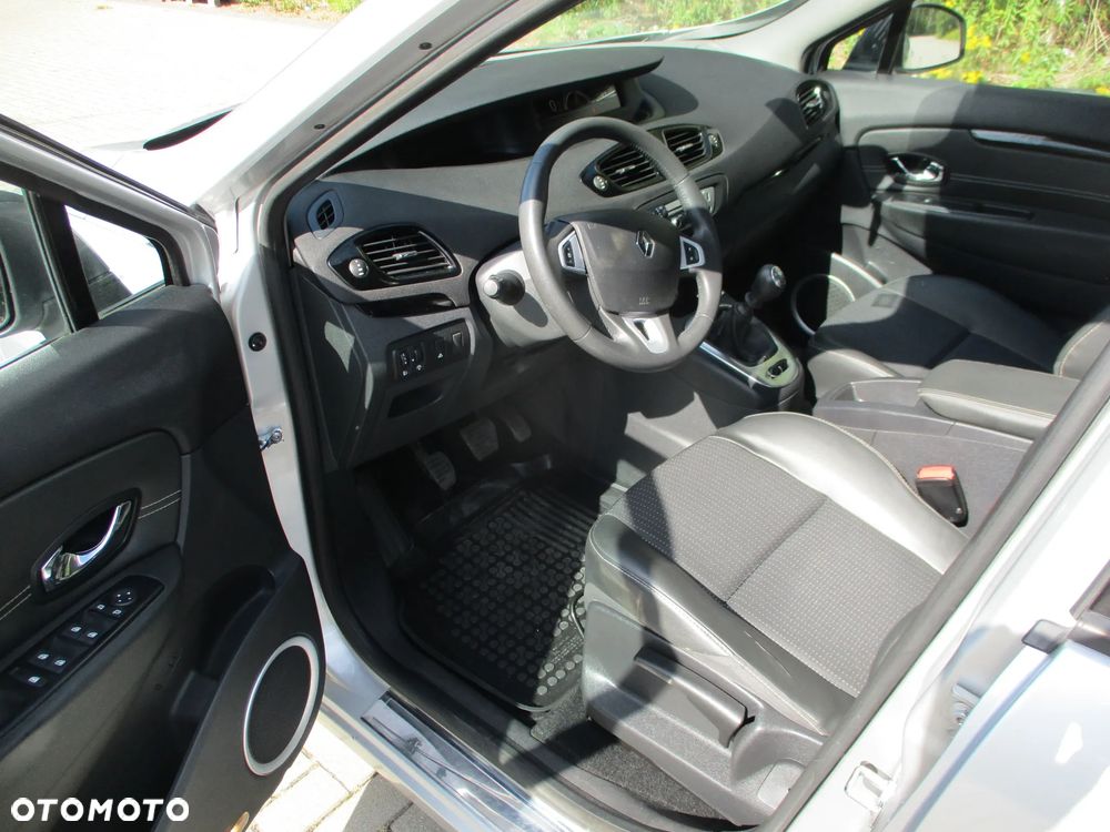 Renault Scenic 1.6 16V Authentique Euro5 - 13