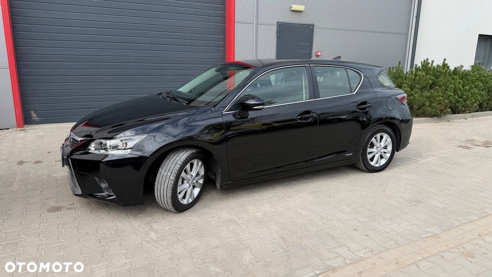 Lexus CT 200h Prestige - 12