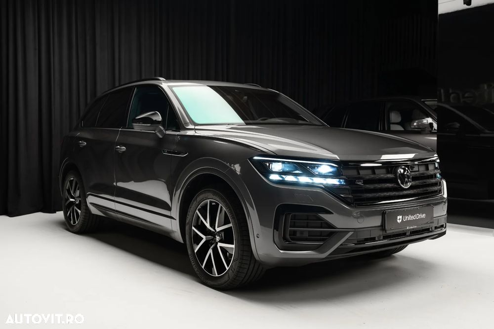 Volkswagen Touareg V6 TDI 4MOTION R-Line - 4