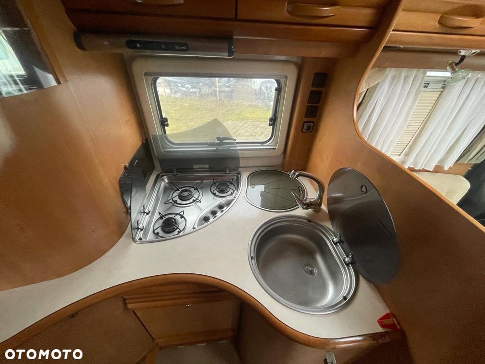 Rapido Fiat Ducato 90920F - 16