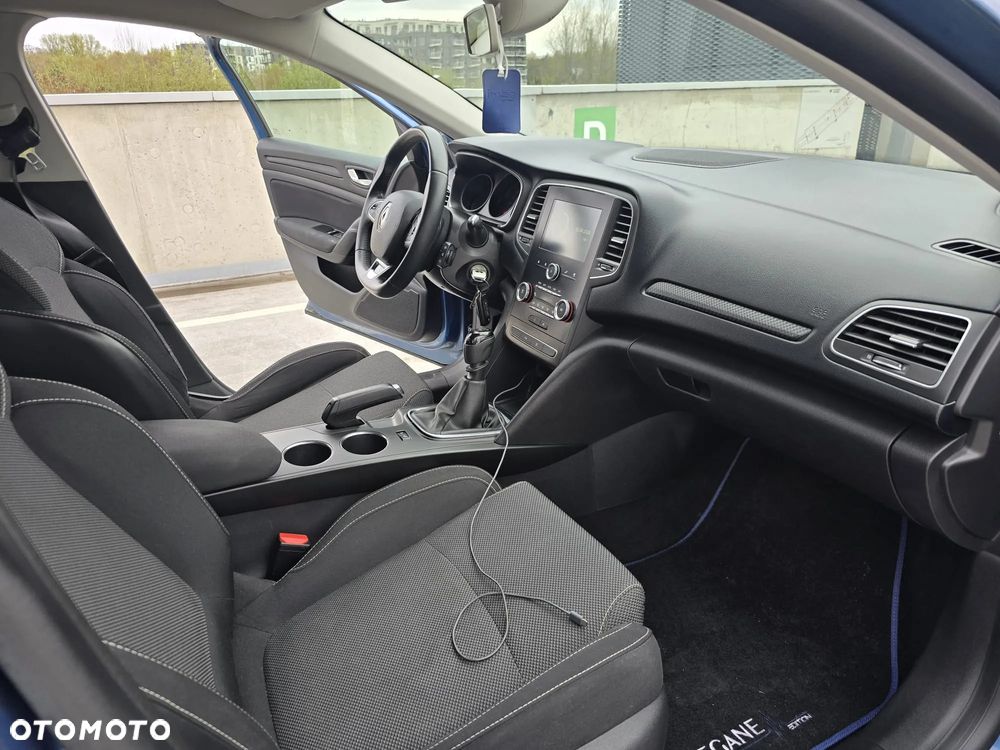 Renault Megane 1.2 Energy TCe Zen - 18