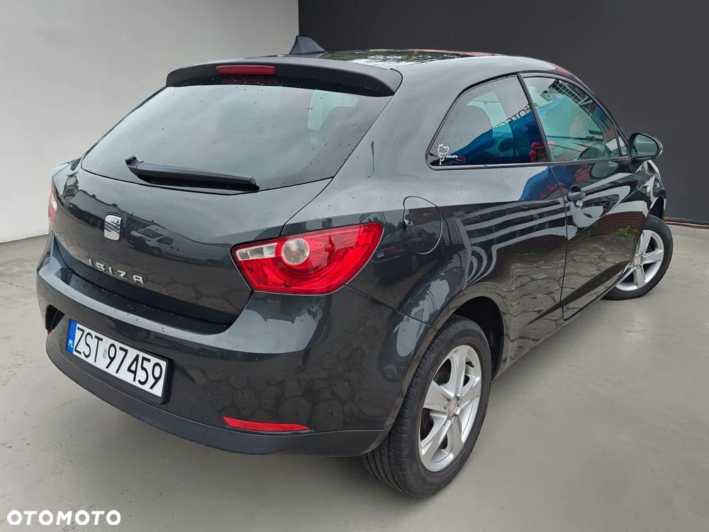Seat Ibiza 1.2 12V Signo - 2