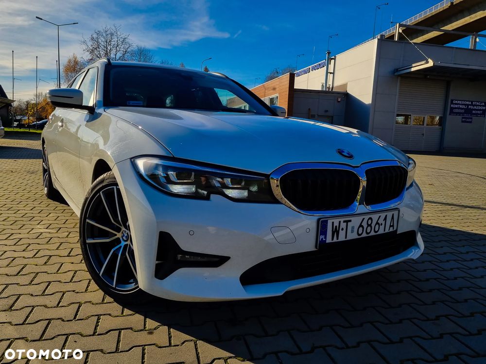 BMW Seria 3 320d Sport Line - 34