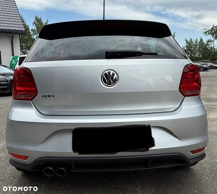 Volkswagen Polo 1.8 TSI (Blue Motion Technology) GTI - 12
