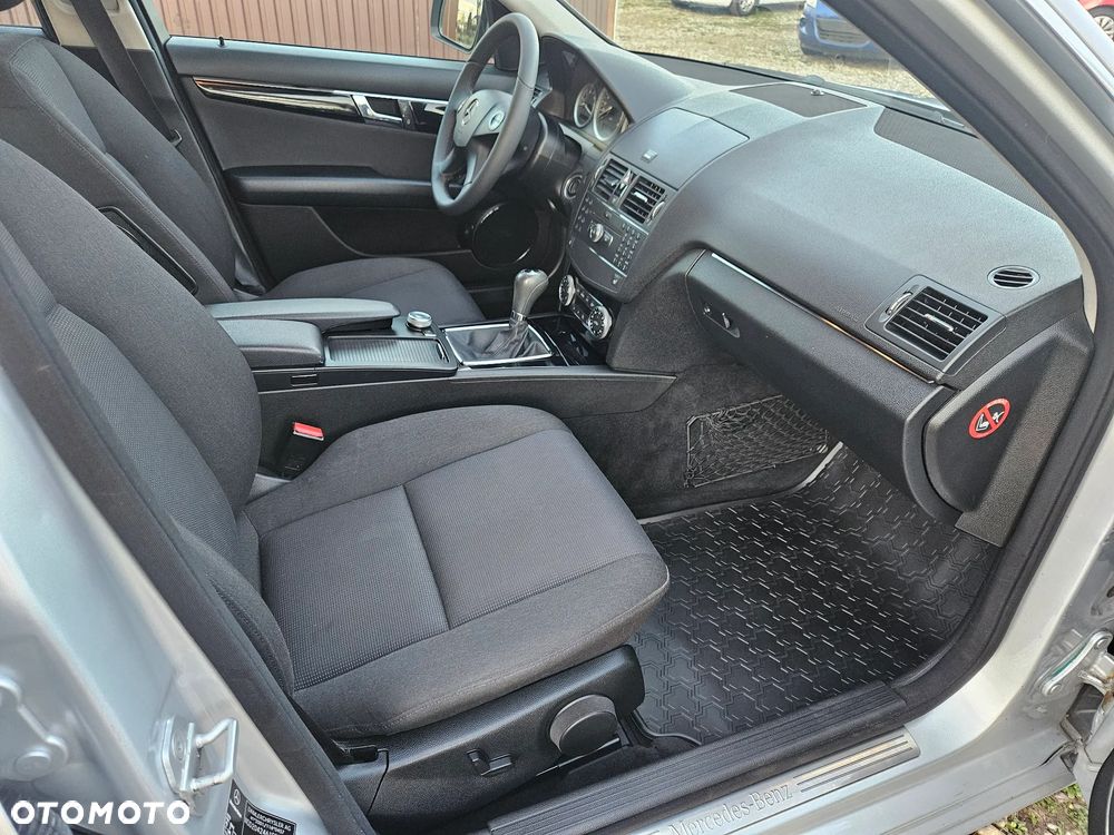 Mercedes-Benz Klasa C 200 Kompressor Elegance - 11