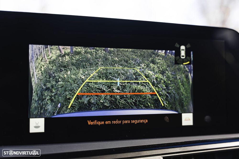 Lexus ES 300h Sport - 19