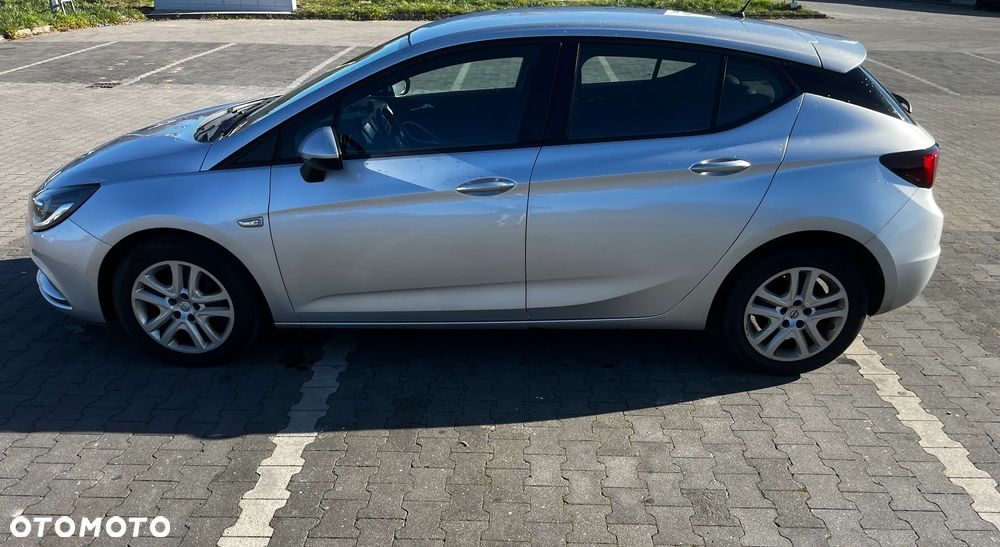 Opel Astra V 1.6 CDTI Essentia - 5