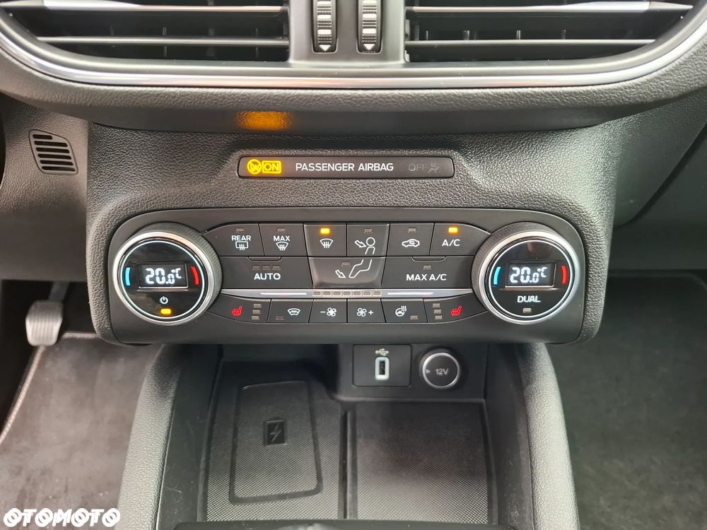 Ford Focus 1.0 EcoBoost Titanium ASS - 18