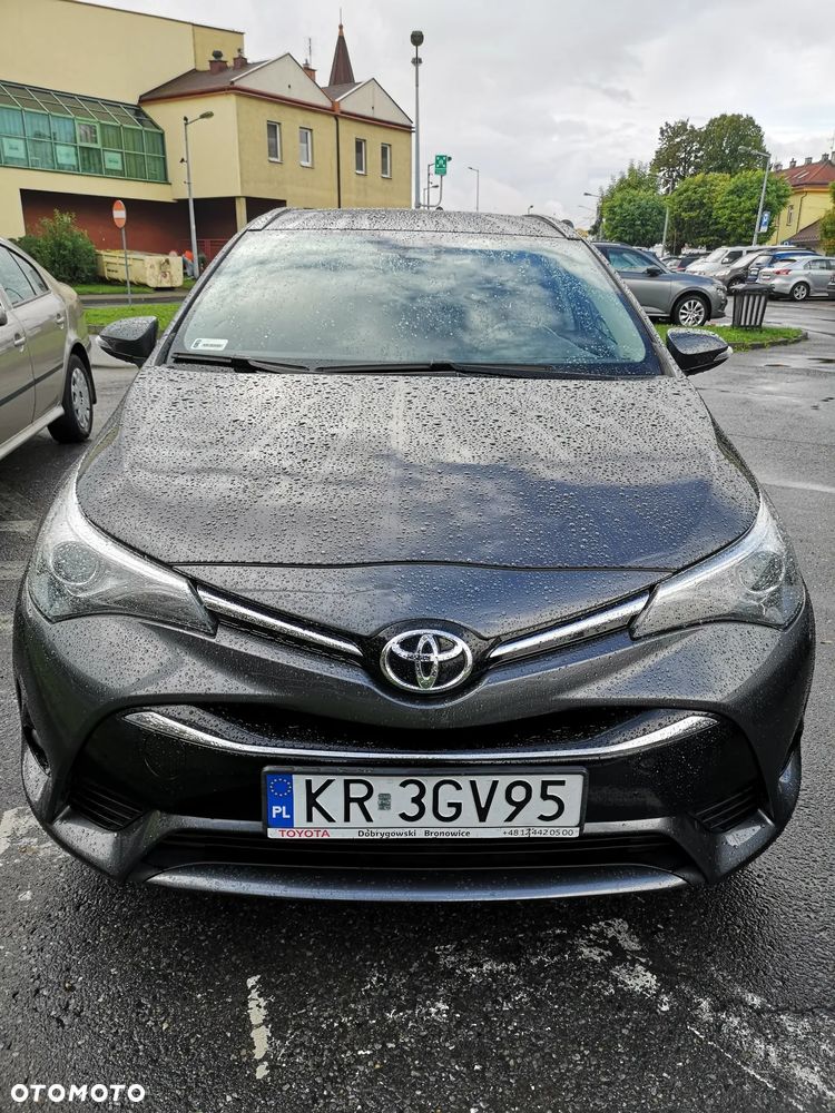 Toyota Avensis 2.0 D-4D Premium - 15