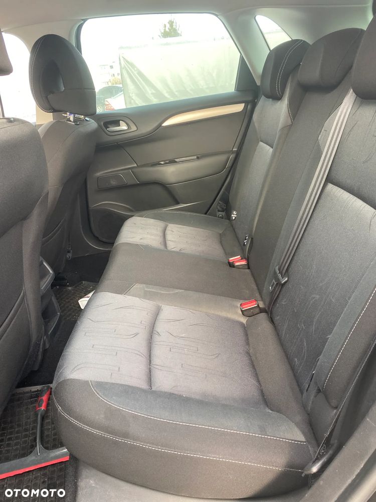 Citroën C4 1.6 HDi Magic - 9