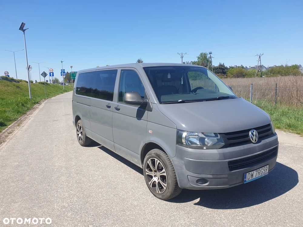 Volkswagen Transporter - 1