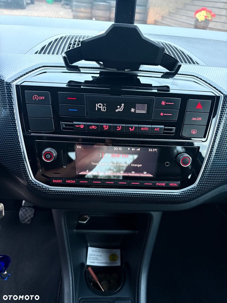Volkswagen up! - 10