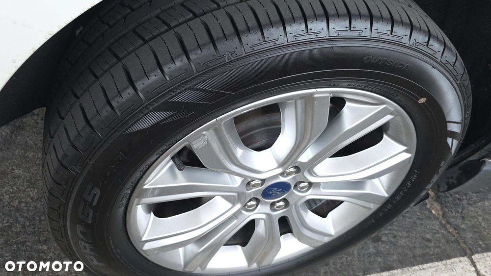 Ford Edge - 18