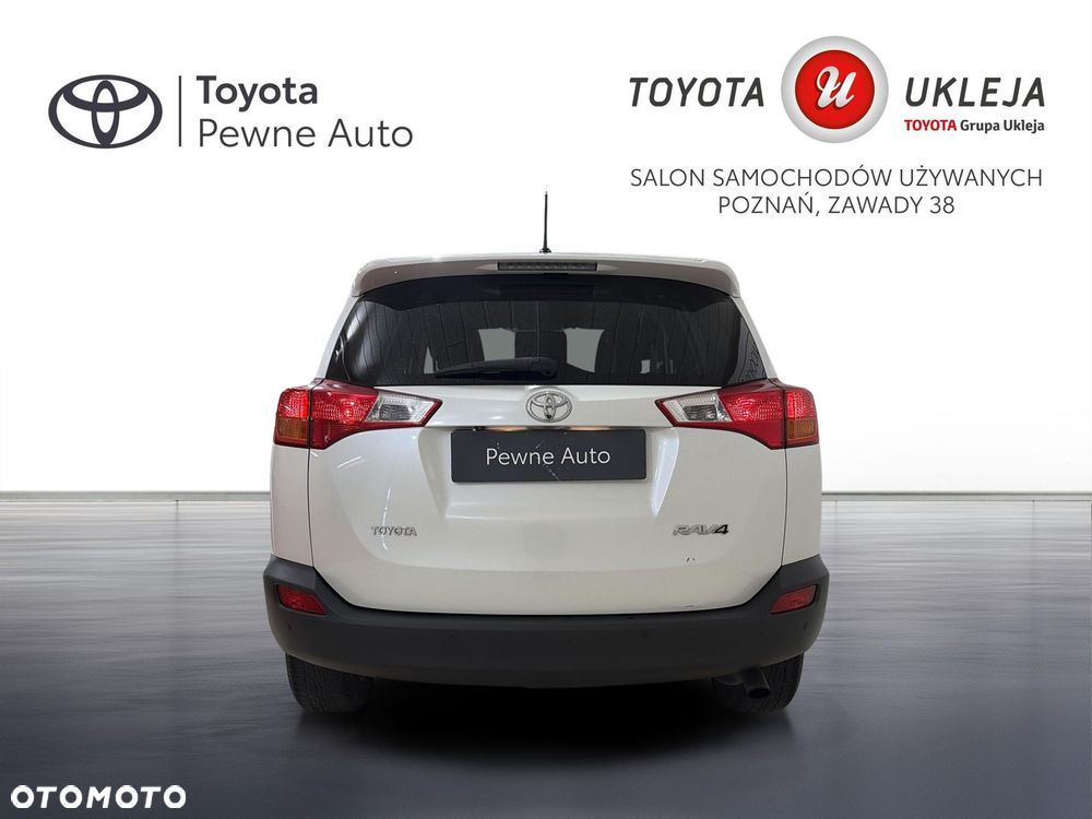 Toyota RAV4 - 8