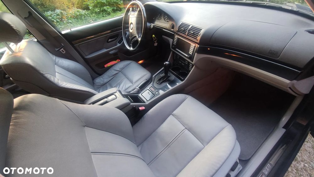 BMW Seria 5 - 9