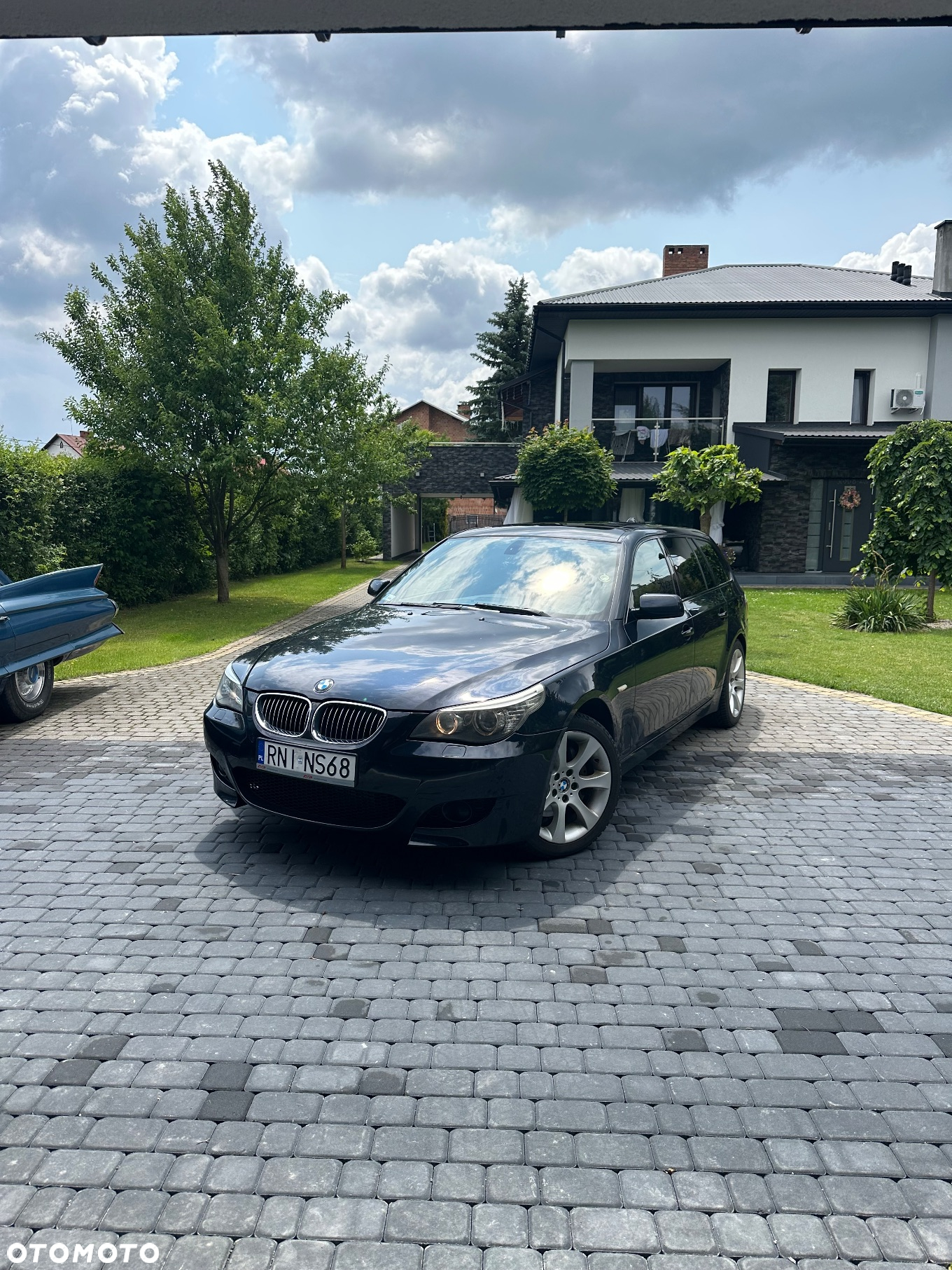 BMW Seria 5 530xd Touring - 2