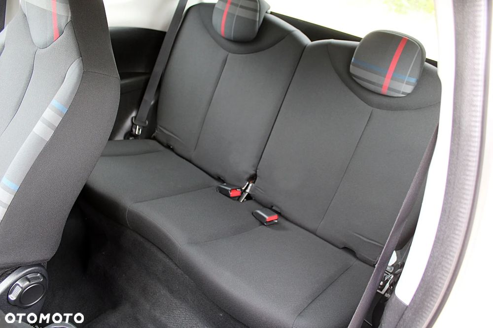 Peugeot 108 - 17
