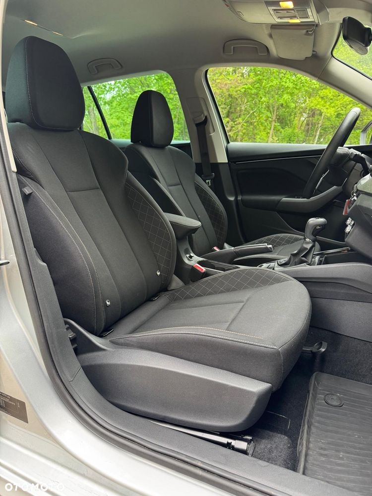 Skoda Kamiq 1.0 TSI Ambition DSG - 13