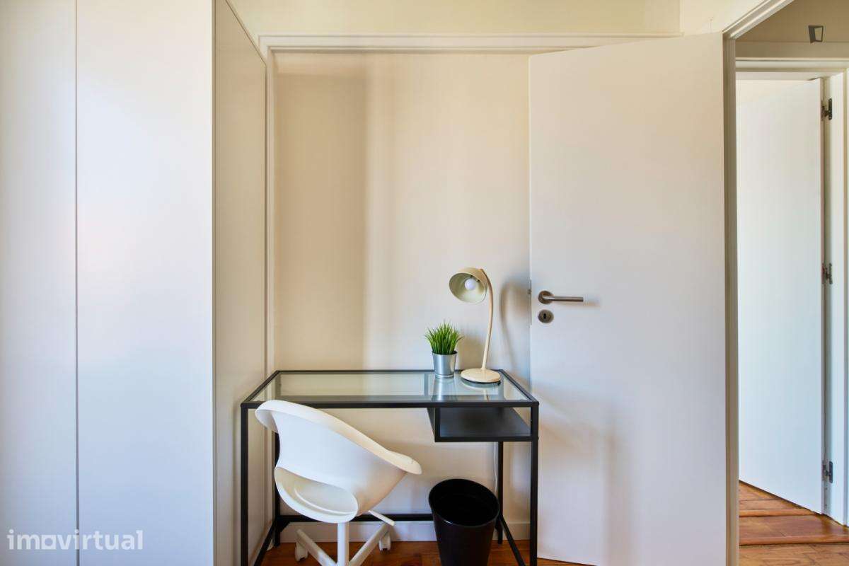 Quarto - localizado em Arroios Lisbon - Grande imagem: 5/24