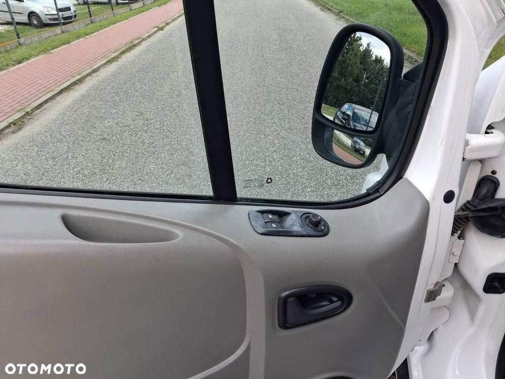 Renault trafic - 11