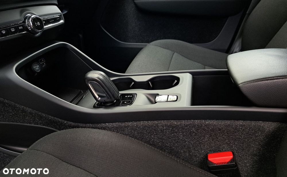Volvo XC 40 - 22