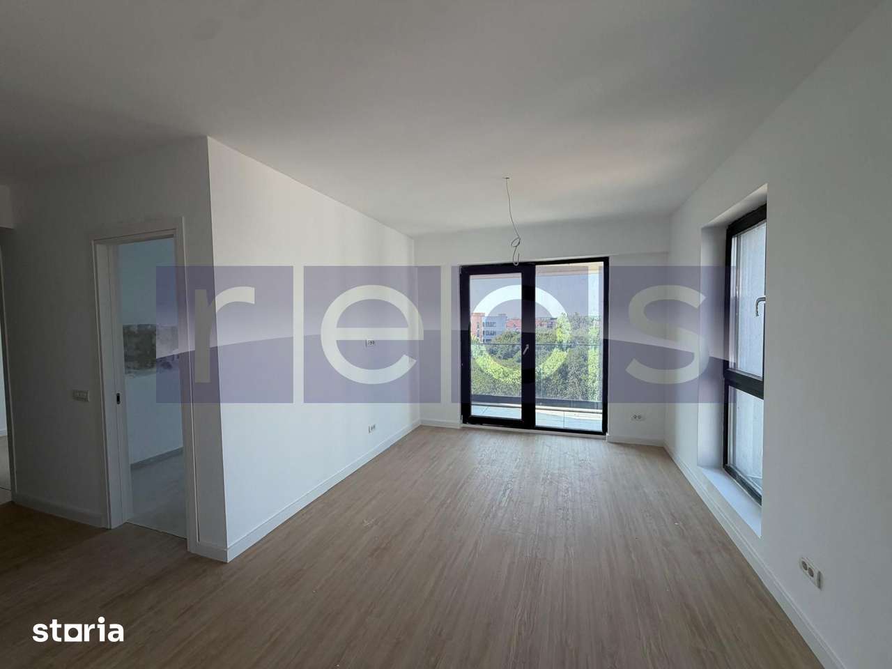 VANZARE APARTAMENT LA CHEIE | 3 CAMERE | 72MP | TERASA | PARCARE — fotografia 1