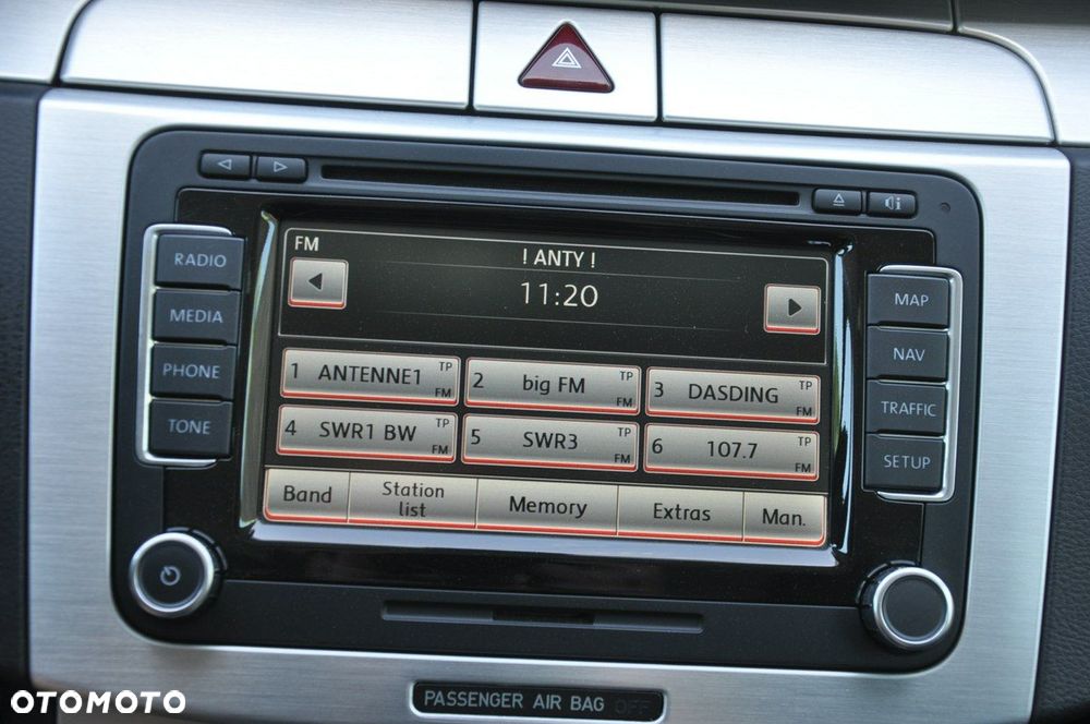 Volkswagen Passat - 16