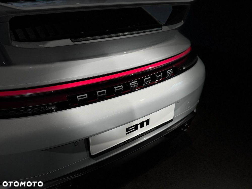 Porsche 911 - 8