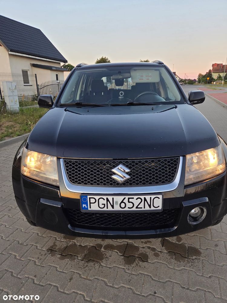 Suzuki Grand Vitara 2.0 Comfort - 2