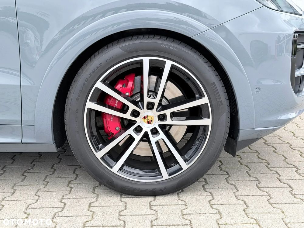 Porsche Cayenne - 9