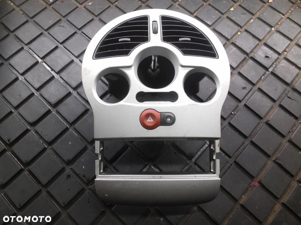 RAMKA RADIA PANELA KRATKA NAWIEWU ŚRODKOWA RENAULT MODUS I SREBRNA - 1