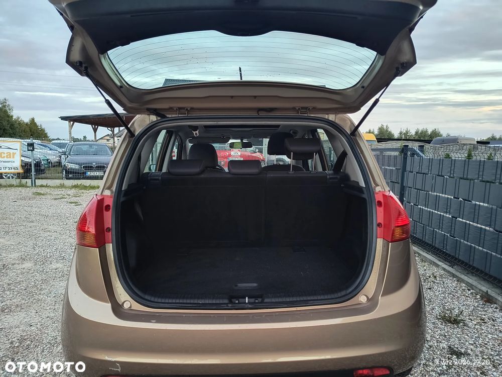 Kia Venga 1.4 CVVT Vision - 18