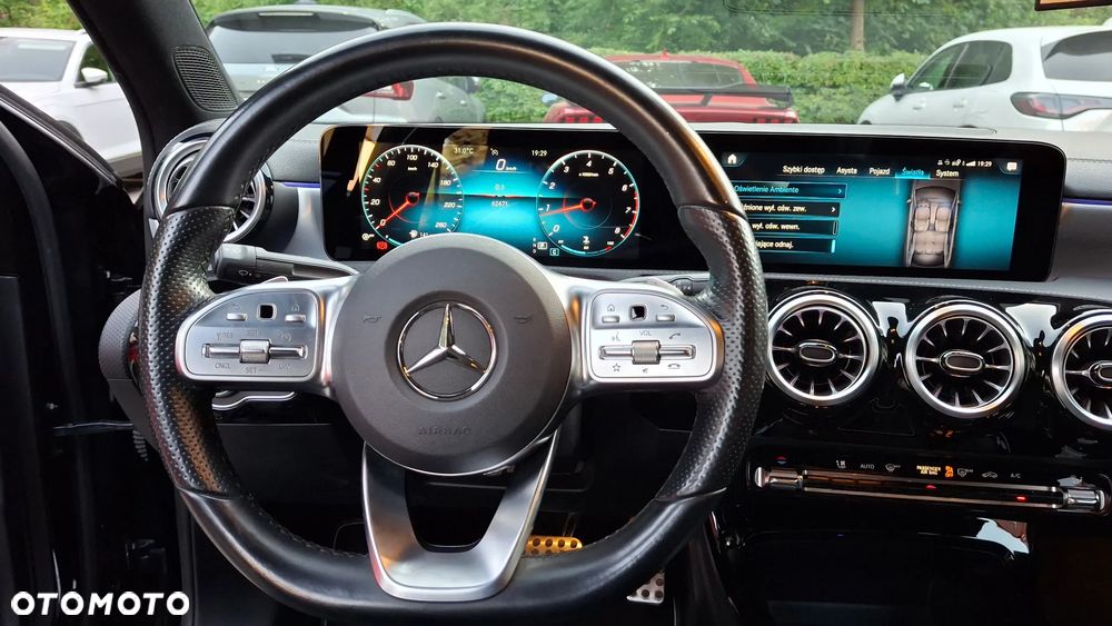 Mercedes-Benz Klasa A 200 Edycja specjalna 7G-DCT - 13