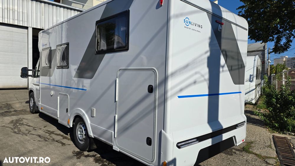 Adria Sun Living S 75 SL - 9