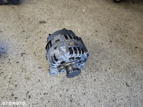 Alternator Renault Trafic II 2.5 DCI