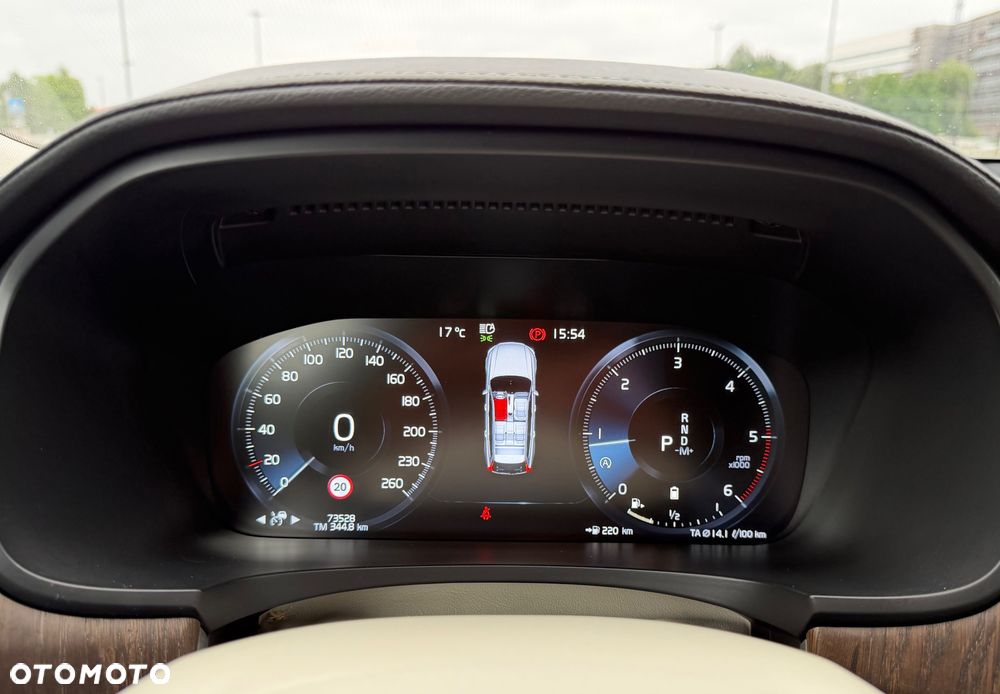 Volvo V90 Cross Country B5 D AWD Pro - 32