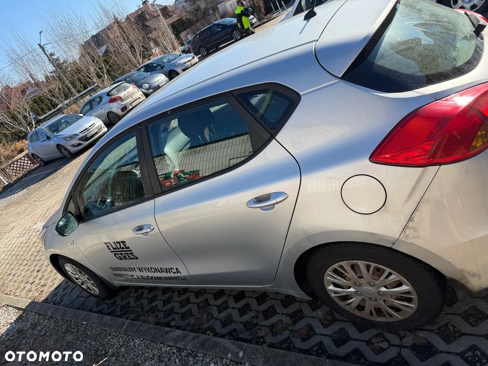 Kia Ceed - 3