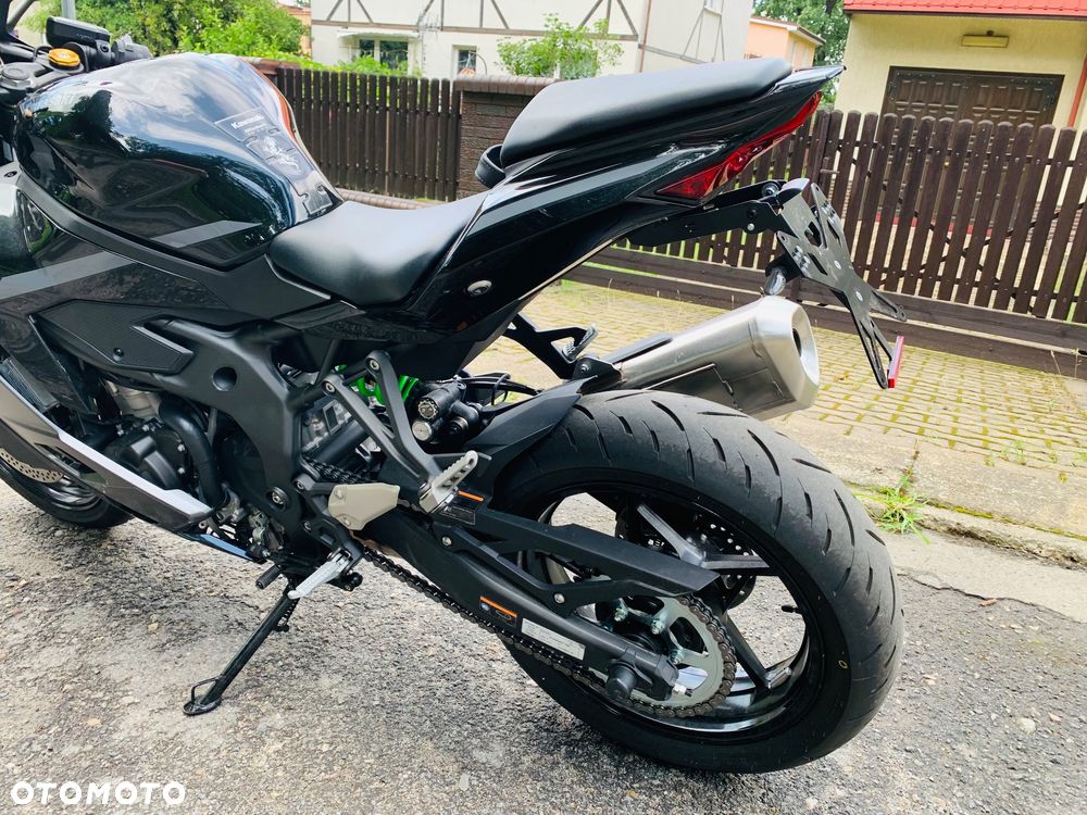 Kawasaki ZX - 11