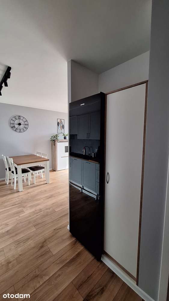 Komfortowe 3 pokoje 55m², balkon, garaż podziemny – Gdańsk, Ptasia
