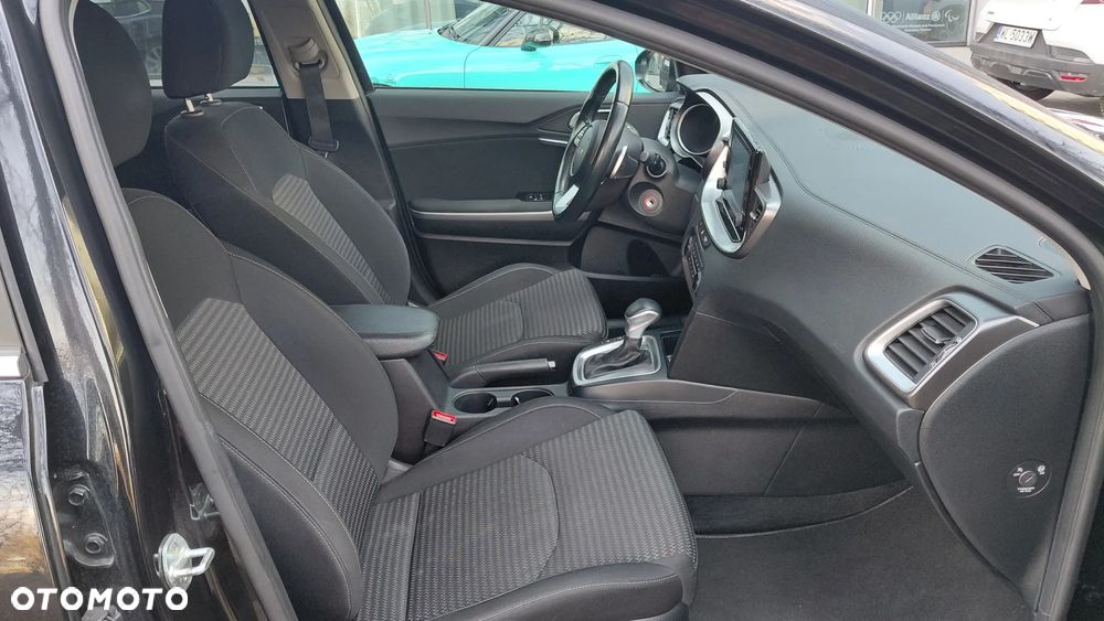 Kia XCeed 1.5 T-GDI M DCT - 13