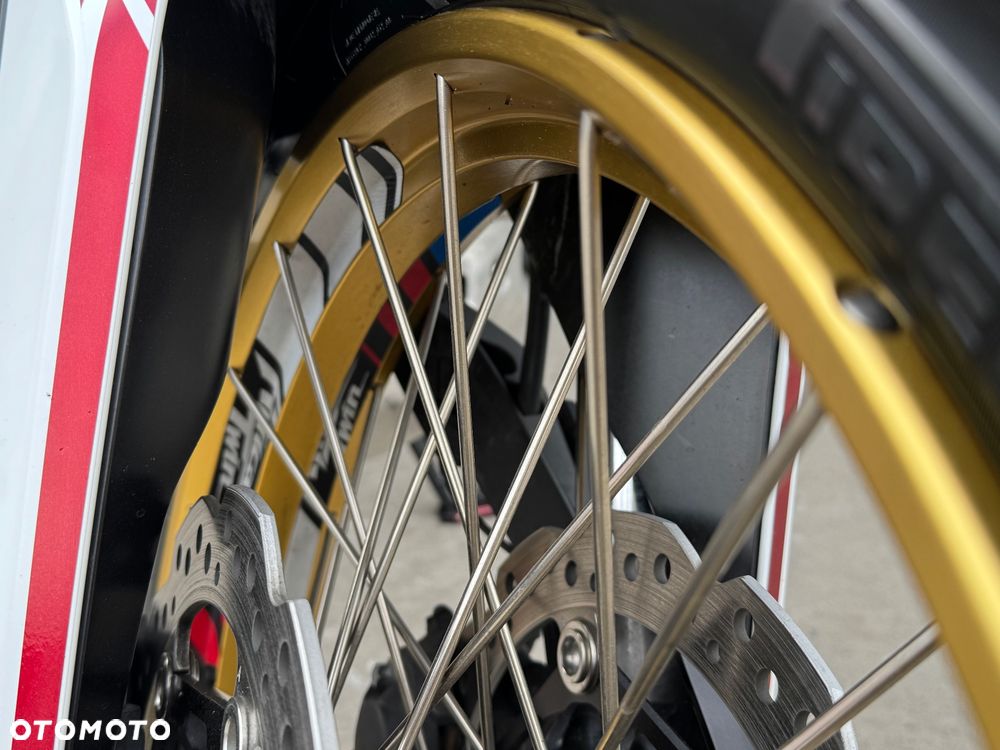 Honda CRF - 12