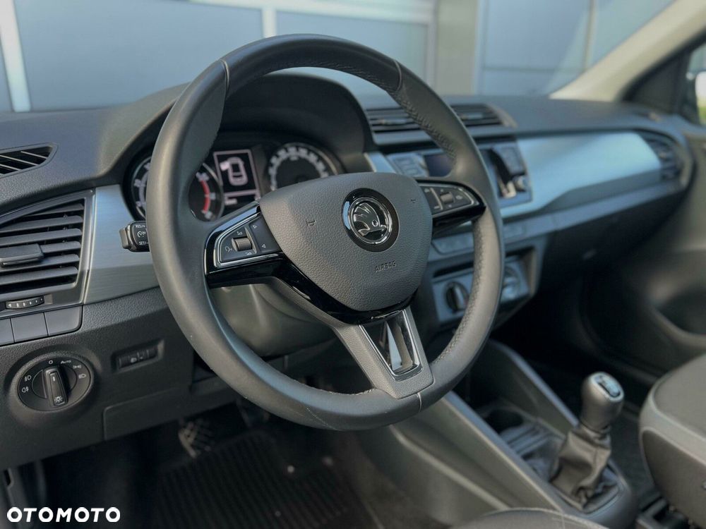 Skoda Fabia 1.0 Ambition - 11