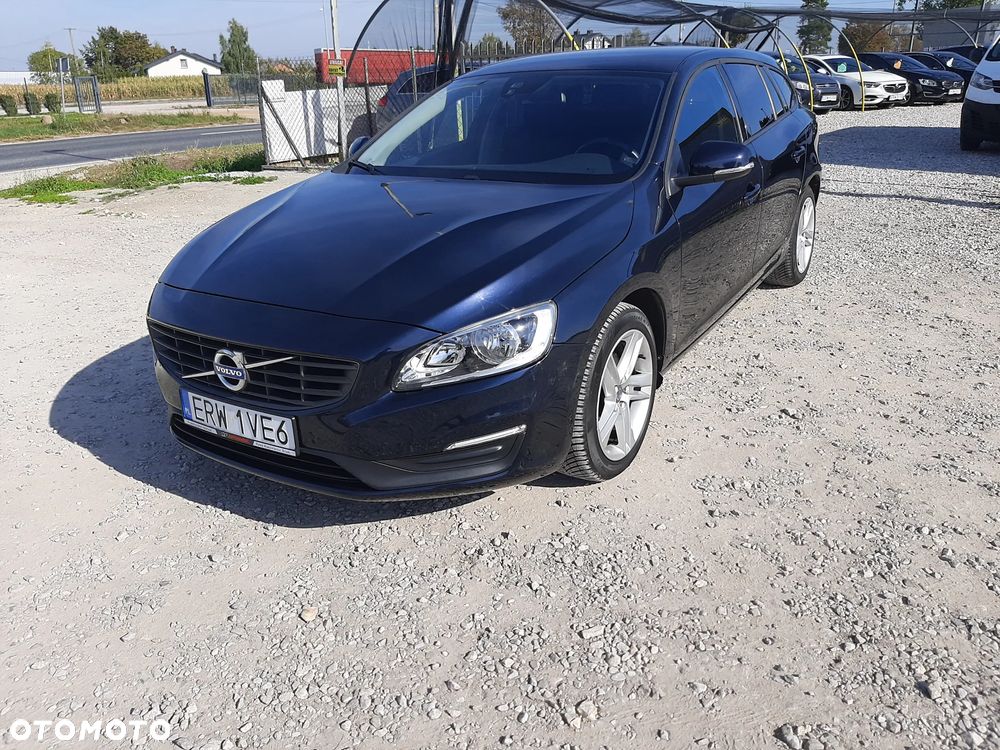 Volvo V60 D3 Momentum - 17
