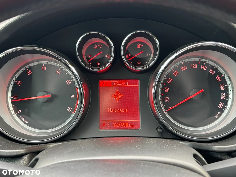 Opel Insignia 2.0 Turbo 4x4 Sport - 27