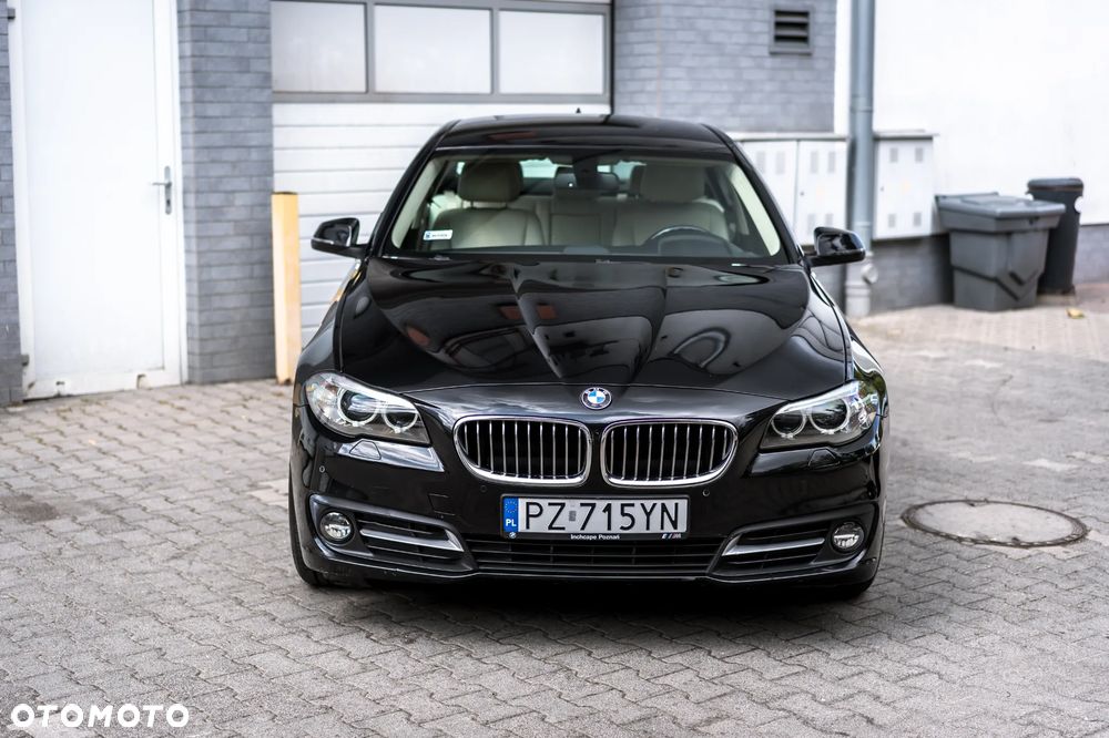 BMW Seria 5 520d xDrive - 3