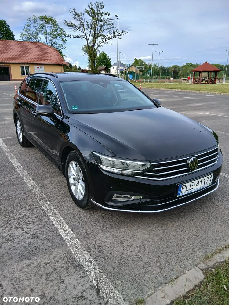 Volkswagen Passat 2.0 TDI SCR DSG Conceptline - 6
